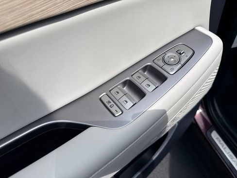 Certified 2024 Hyundai Palisade Limited AWD/4WD image 10