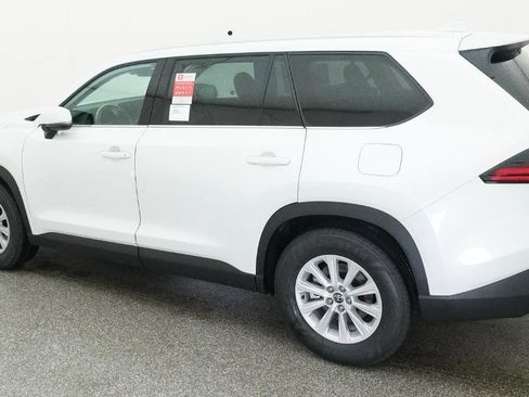 New 2026 Toyota Grand Highlander XLE image 44