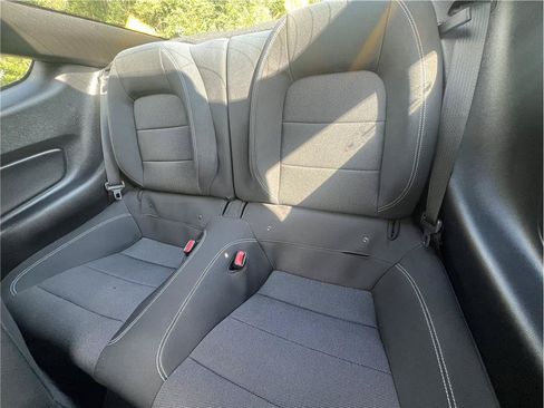 Used 2017 Ford Mustang Coupe RWD image 13