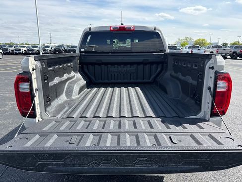 New 2026 GMC Canyon AT4 w/ Technology Plus Package AWD/4WD image 35