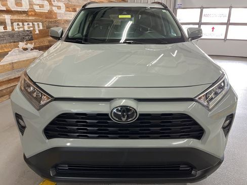Used 2019 Toyota RAV4 XLE image 8
