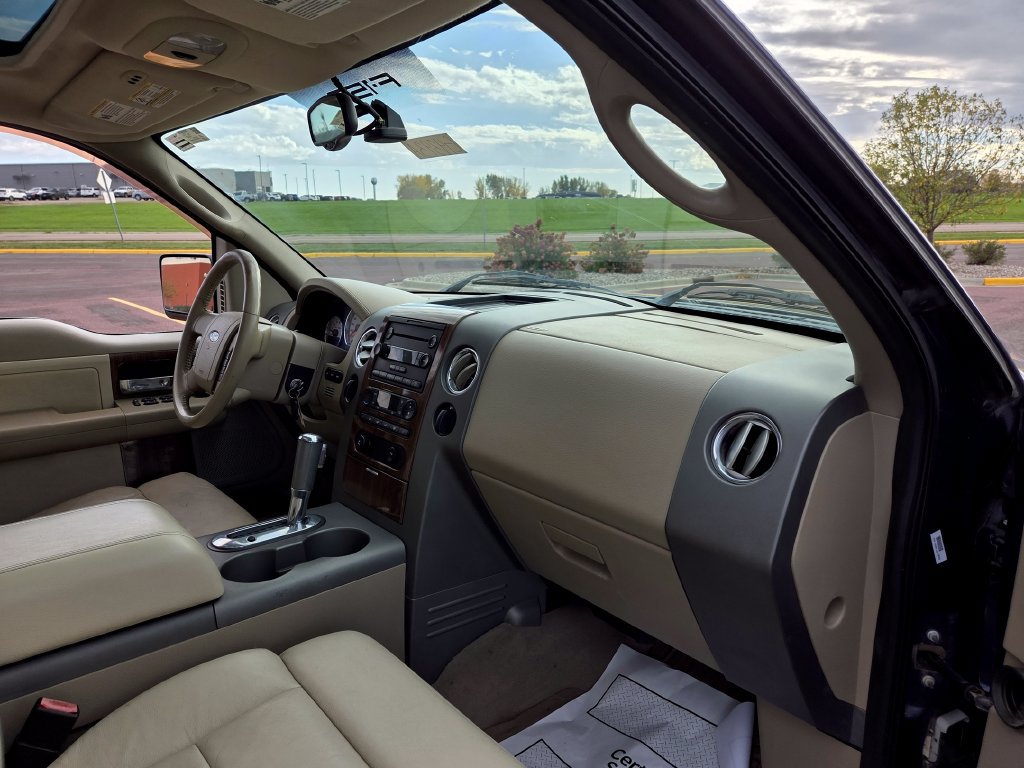 Used 2004 Ford F150 Lariat AWD/4WD image 26