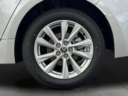 New 2026 Toyota Corolla LE FWD image 34