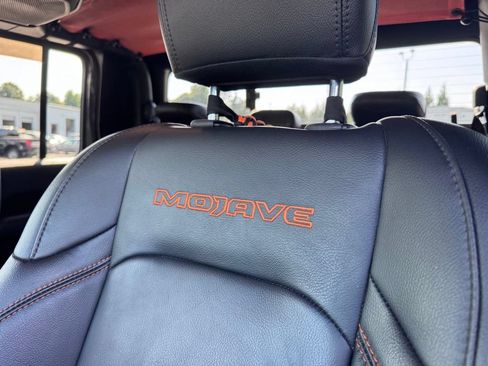 Used 2021 Jeep Gladiator Mojave AWD/4WD image 22