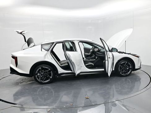 New 2026 Kia K4 GT-Line image 54