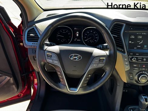 Used 2017 Hyundai Santa Fe Limited image 16