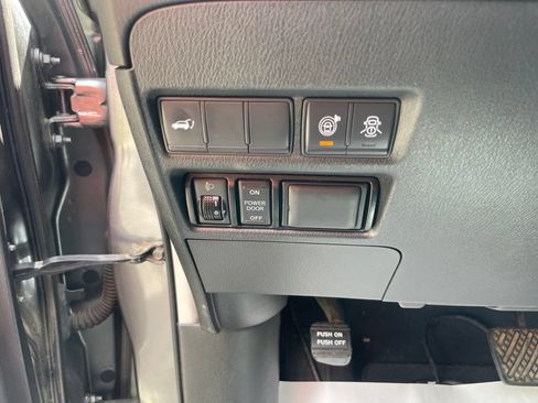Used 2019 Nissan Armada SL w/ Premium Package RWD image 18