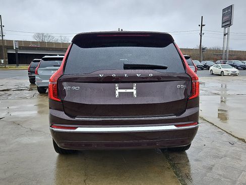 New 2026 Volvo XC90 B5 Plus w/ Protection Package Premier image 5