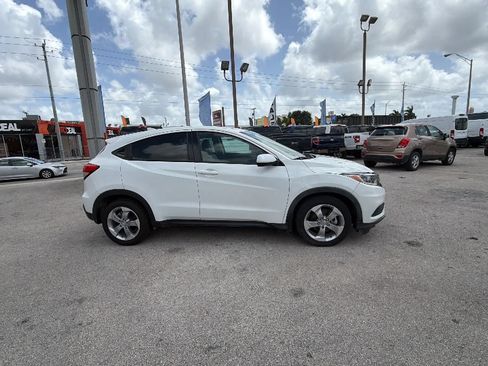 Used 2022 Honda HR-V LX image 4