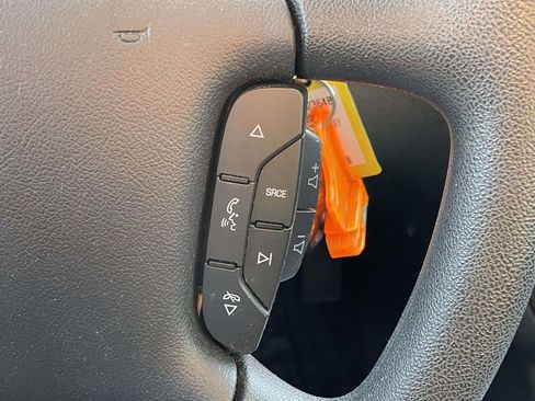 Used 2015 Chevrolet Impala LT w/ LT Sunroof Package FWD image 13