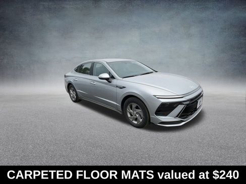 Used 2026 Hyundai Sonata SE image 2