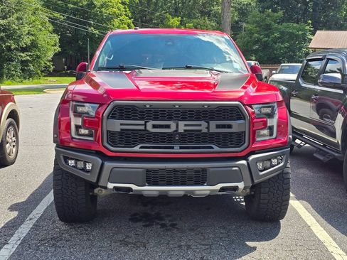 Used 2018 Ford F150 Raptor w/ Equipment Group 802A Luxury AWD/4WD image 3
