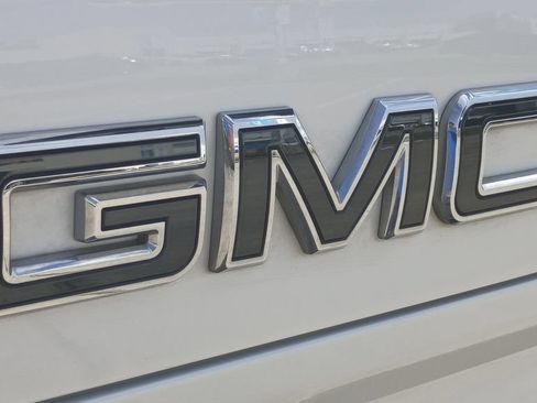 Used 2023 GMC Sierra 1500 Denali Ultimate AWD/4WD image 10