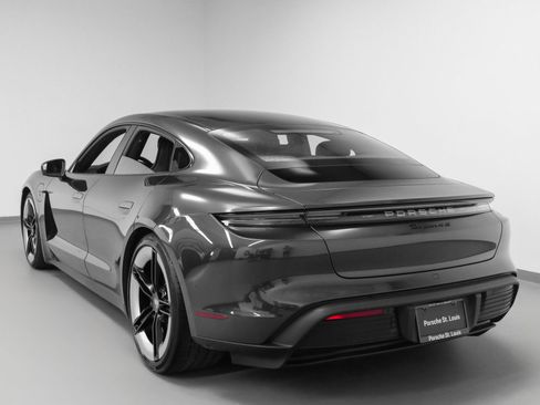 New 2025 Porsche Taycan 4S image 3