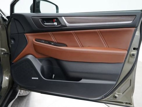 Used 2018 Subaru Outback 2.5i Touring image 69