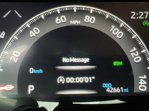 Used 2025 Toyota RAV4 XLE FWD image 15