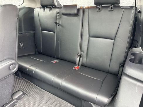 Used 2021 Toyota Highlander Platinum image 24