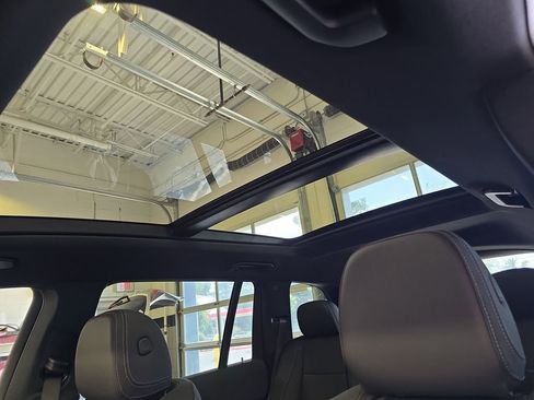 New 2025 Mercedes-Benz GLS 450 4MATIC image 32