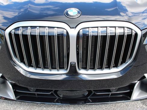 New 2026 BMW X7 xDrive40i w/ Executive Package image 56