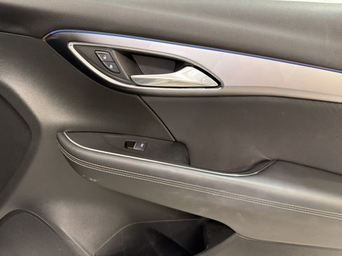 Used 2025 Buick Envision Sport Touring AWD/4WD image 13
