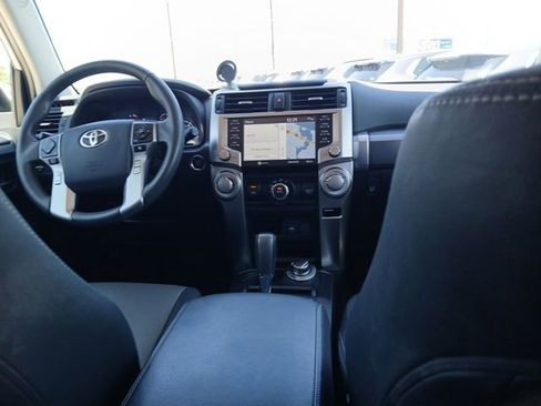 Used 2021 Toyota 4Runner SR5 Premium w/ Moonroof Package AWD/4WD image 12
