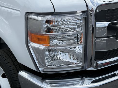 New 2026 Ford E-450 and Econoline 450 Super Duty w/ Power Equipment Group image 8