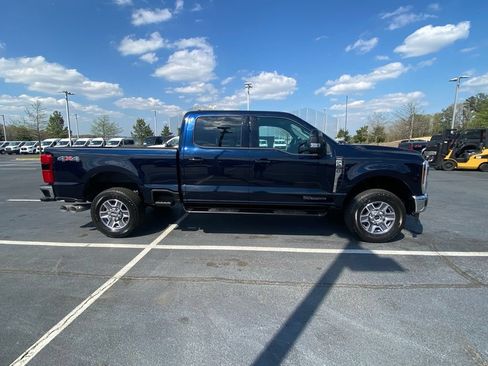 Used 2024 Ford F250 Lariat AWD/4WD image 3