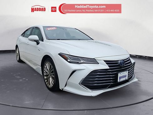 Used 2020 Toyota Avalon Limited w/ Advanced Safety Package FWD image 8