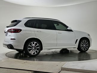Used 2023 BMW X5 xDrive40i w/ M Sport Package video 2