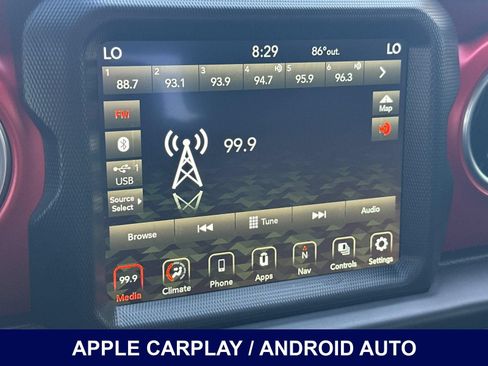 Used 2021 Jeep Gladiator Rubicon AWD/4WD image 24
