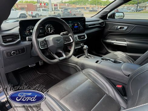 Used 2024 Ford Mustang Premium RWD image 9