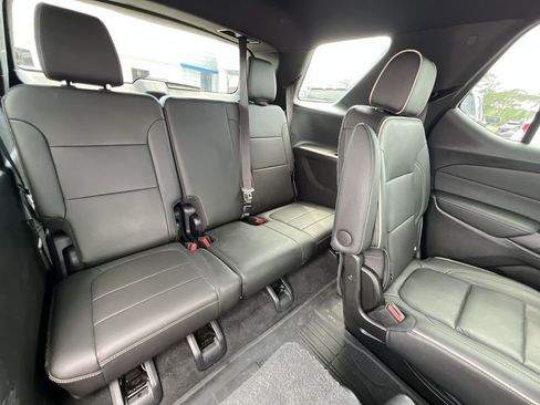 Certified 2023 Chevrolet Traverse Premier w/ LPO, Floor Liner Package image 29