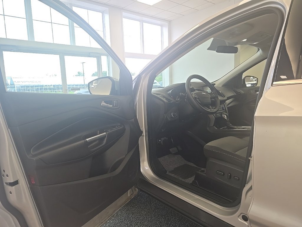 Used 2019 Ford Escape SE AWD/4WD image 12