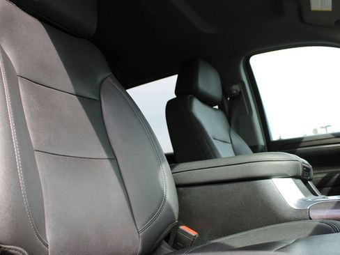 Used 2023 Chevrolet Silverado 1500 LTZ AWD/4WD image 9