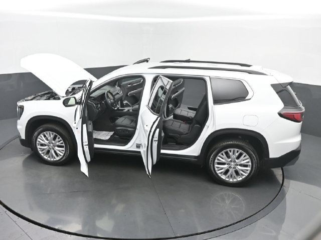 Used 2026 GMC Acadia Elevation w/ Elevation Premium Package FWD image 62