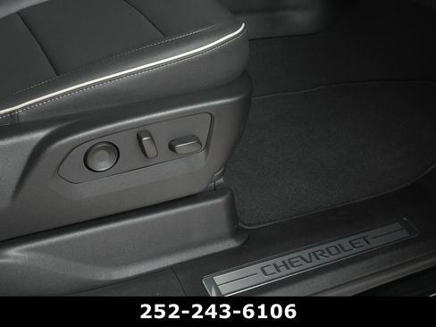 Used 2023 Chevrolet Tahoe Premier AWD/4WD image 48