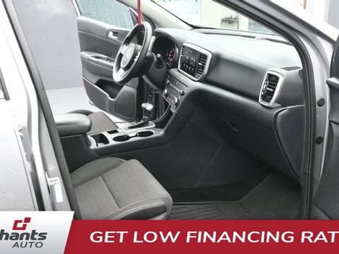 Used 2022 Kia Sportage LX w/ LX AWD Value Edition Package image 17