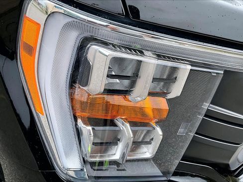 Used 2022 Ford F150 XLT w/ Equipment Group 302A High AWD/4WD image 27