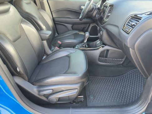 Used 2018 Jeep Compass Altitude w/ Popular Equipment Group image 28