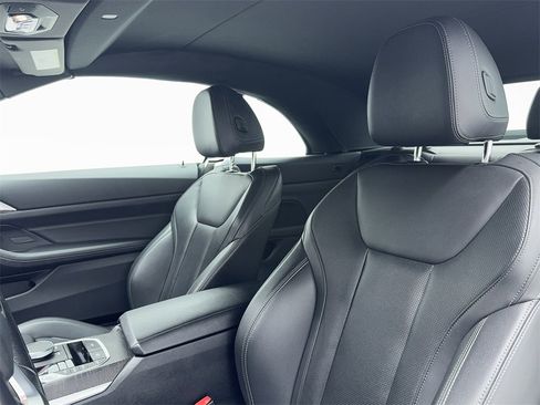 Used 2024 BMW 430i Convertible image 47