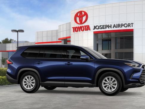 New 2026 Toyota Grand Highlander XLE image 45