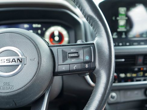 Used 2021 Nissan Rogue Platinum FWD image 27