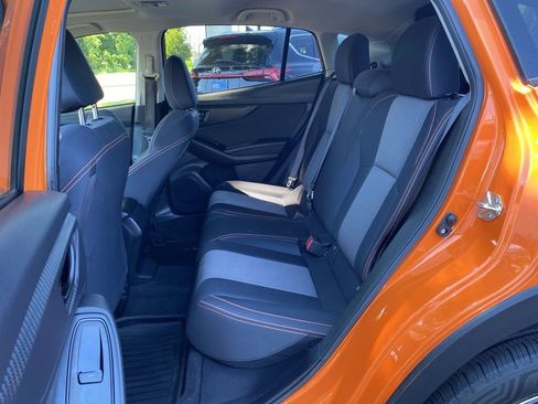 Used 2020 Subaru Crosstrek 2.0i Premium w/ Moonroof Package 2 AWD/4WD image 14