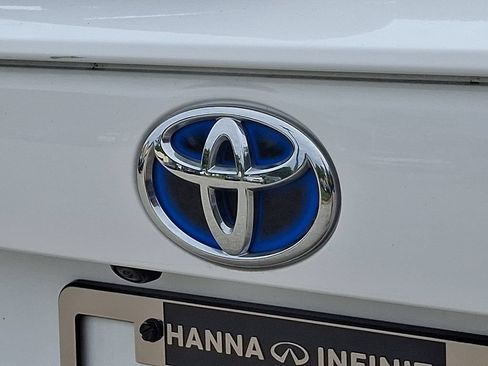 Used 2024 Toyota RAV4 XLE w/ Convenience Package AWD/4WD image 32