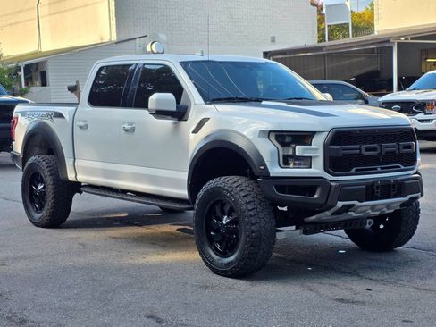 Used 2019 Ford F150 Raptor w/ Equipment Group 802A Luxury AWD/4WD image 9