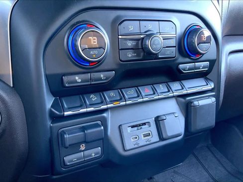 Used 2019 Chevrolet Silverado 1500 LT w/ Texas Edition image 65