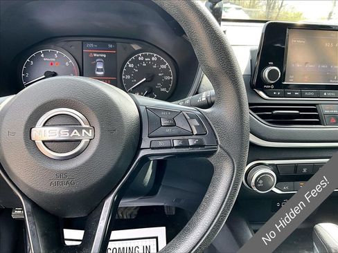 Used 2023 Nissan Altima 2.5 S FWD image 16