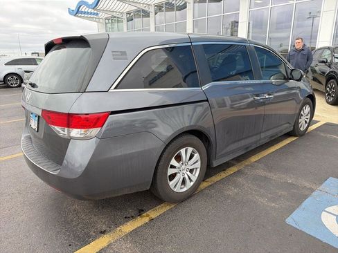 Used 2017 Honda Odyssey EX image 3