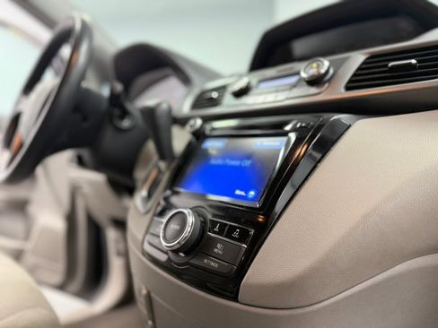 Used 2015 Honda Odyssey EX image 49