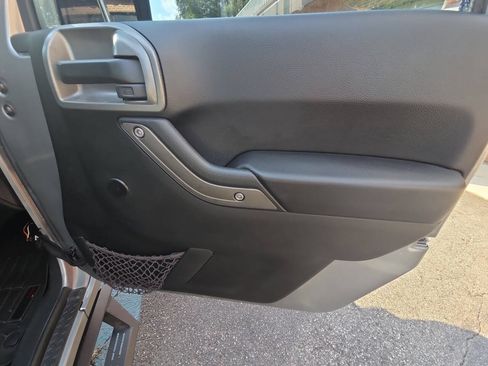 Used 2017 Jeep Wrangler Unlimited Sport AWD/4WD image 24